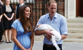 Prince William and Catherine leave hospital with son